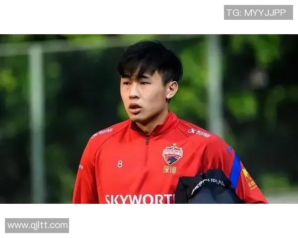 中超赛场戴伟浚助攻破门展现出色球技引发球迷热议