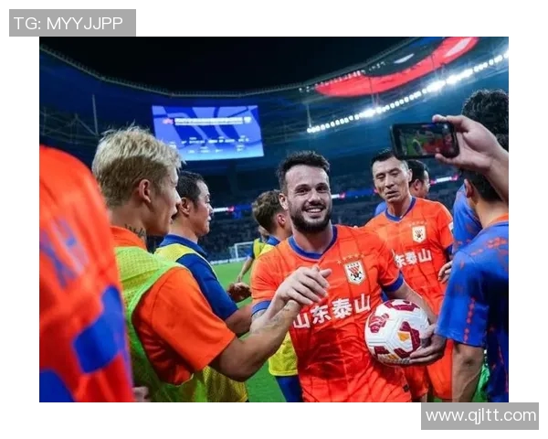 中超赛场上瓦科精彩帽子戏法引发球迷热烈讨论与赞誉