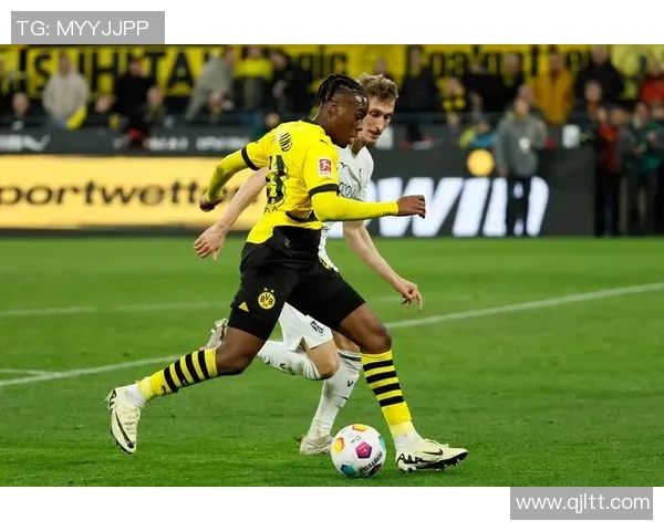 多特逆转胜，德甲前四坐稳！