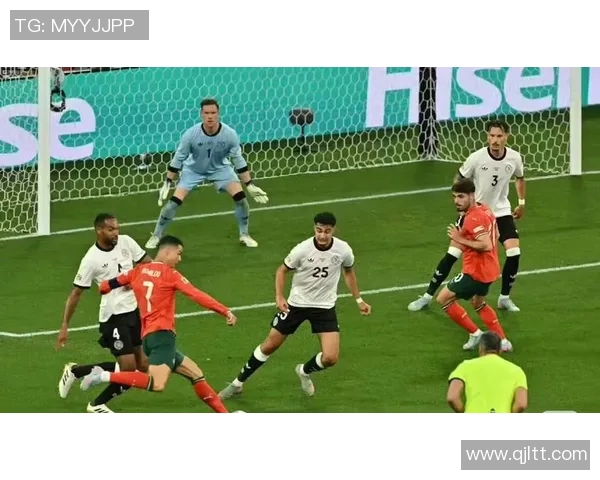 汉诺威96客场告负,杜塞尔多夫再添一胜:一场激烈对决的背后故事 汉诺威96客场告负,杜塞尔多夫再添一胜:一场激烈对决的背后故事